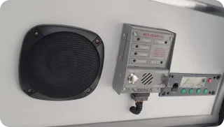 громкоговоритель в автобусе